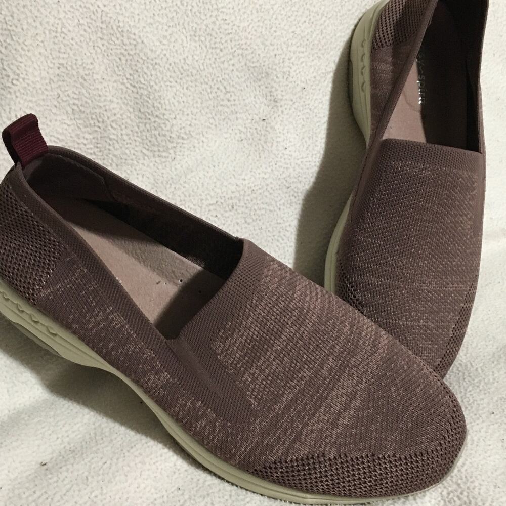 Easy Spirit 8.5 Dusty Maroon Lightweight Casual Slip-On Flats AMAZING Condition